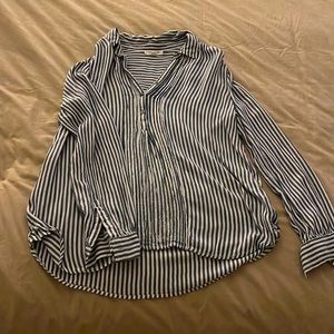 Beachlunchlounge, flowy stripped long sleeve shirt